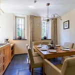 Casa vacanze Castle Apartment in Aywaille near River Amblève *